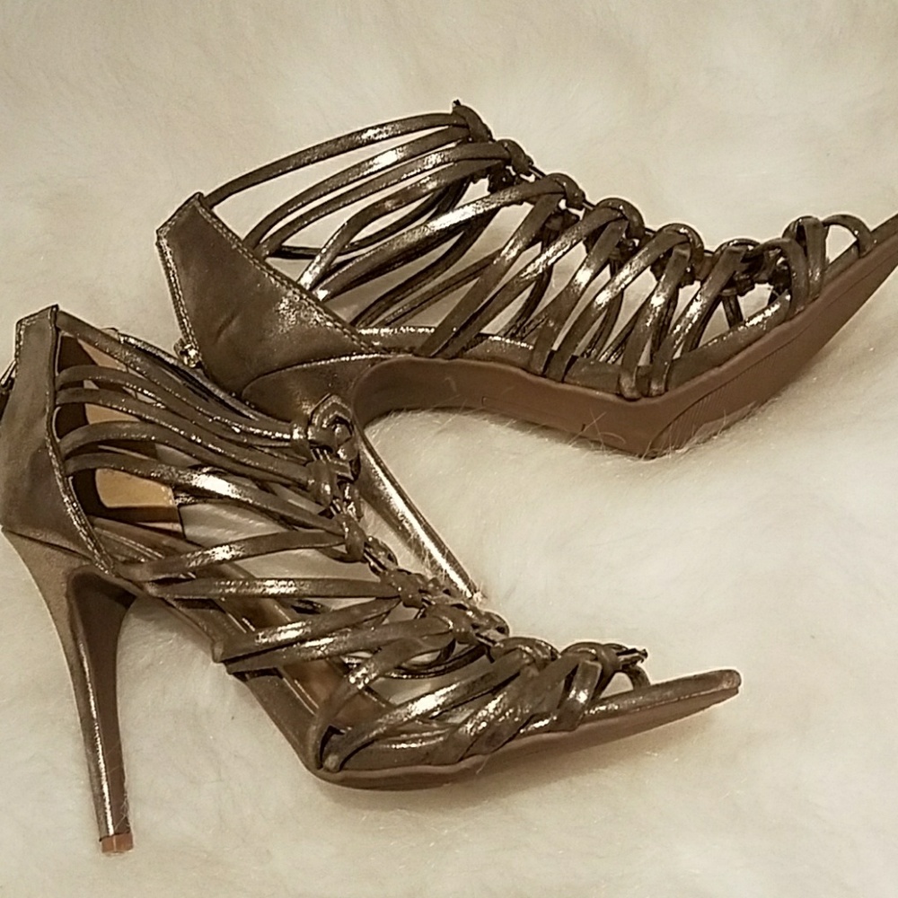 Shoes - Picture 2 of 3